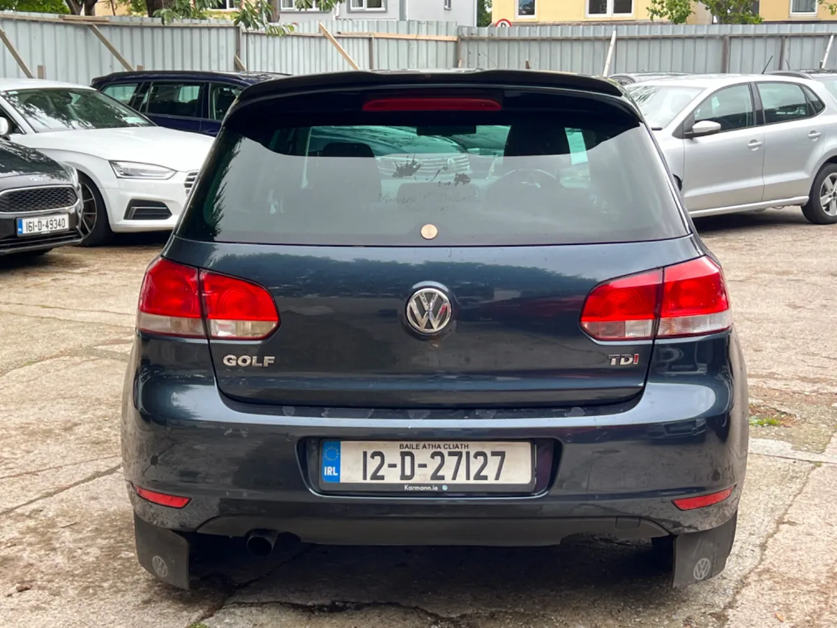 Volkswagen Golf 2012 - Image 4
