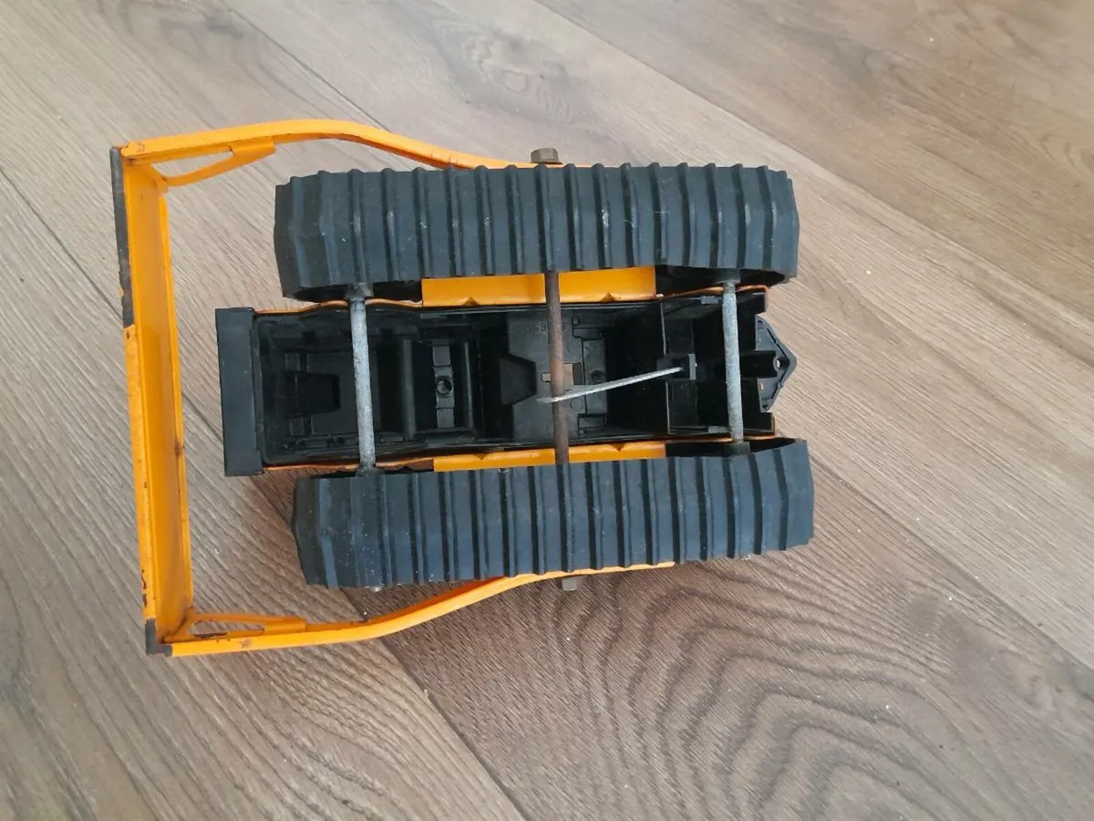 Tonka metal bulldozer 1960s - Image 3