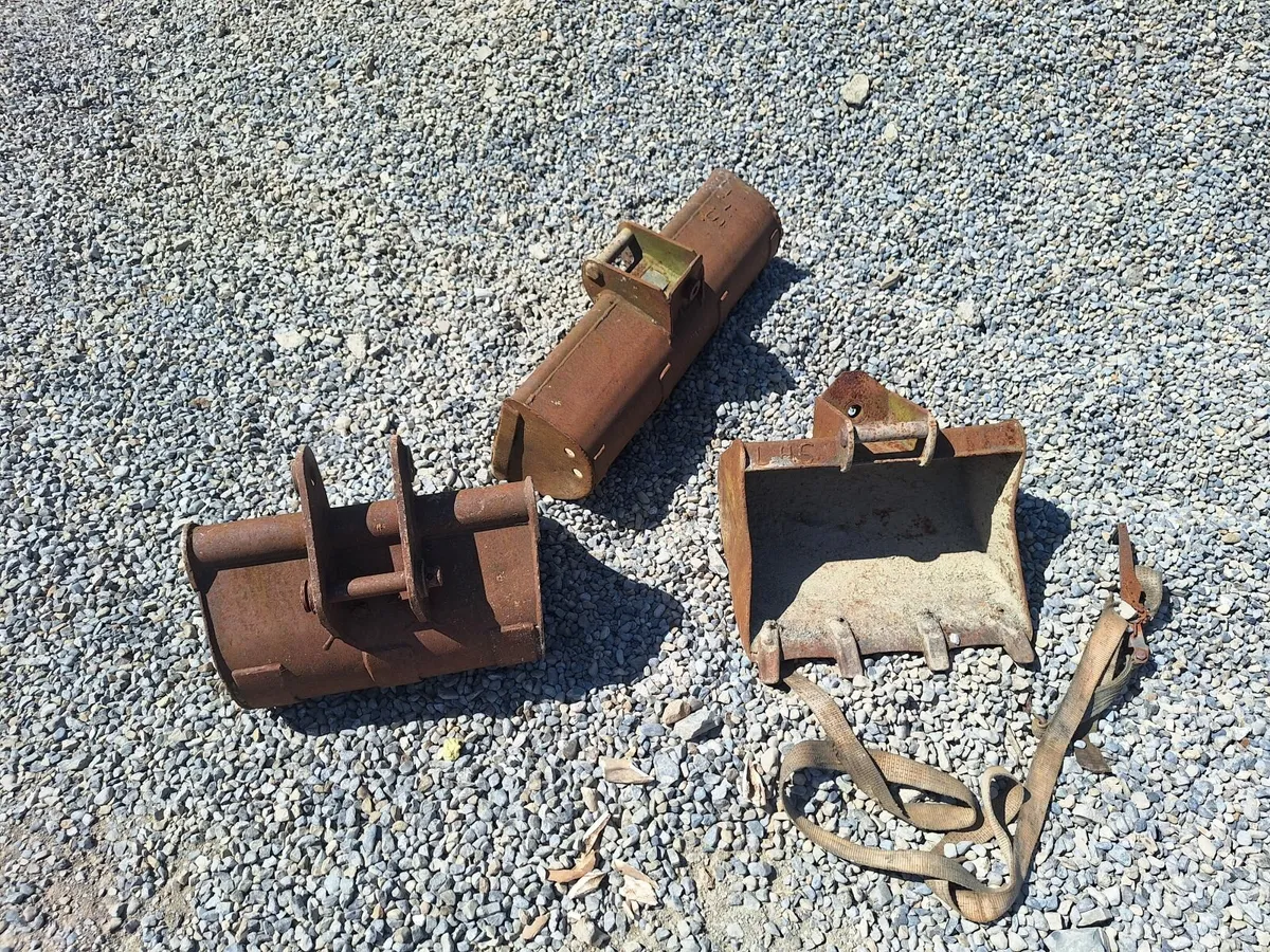 Mini digger buckets - Image 2