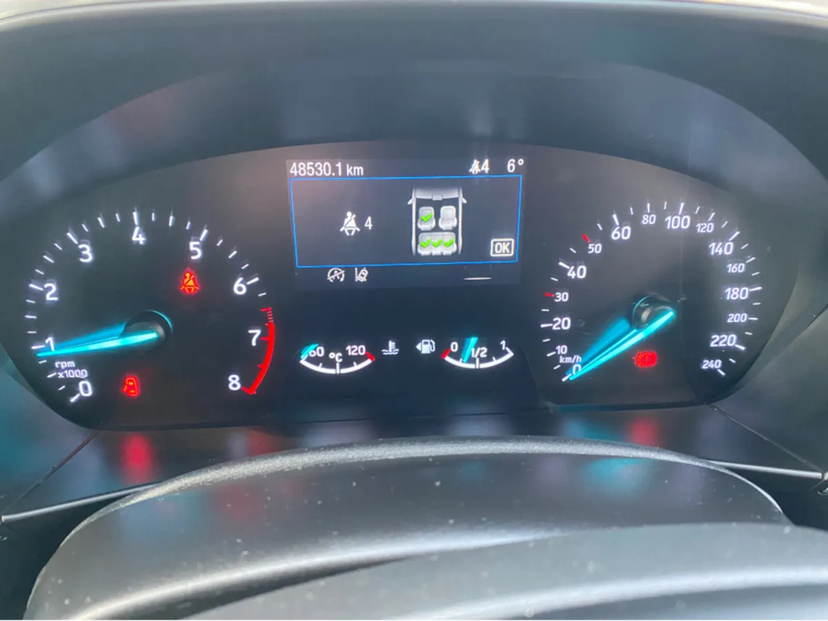 Ford Focus ACTIVE 1.0T 125 5DR  ** 24 MONTH WARRAN - Image 2