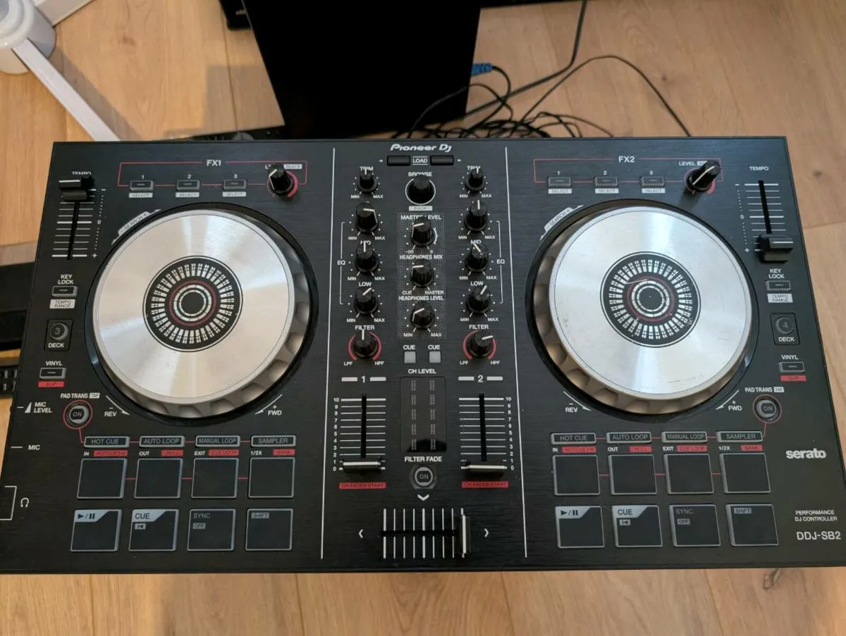 Pioneer DDJ-SB2 Controller - Image 1