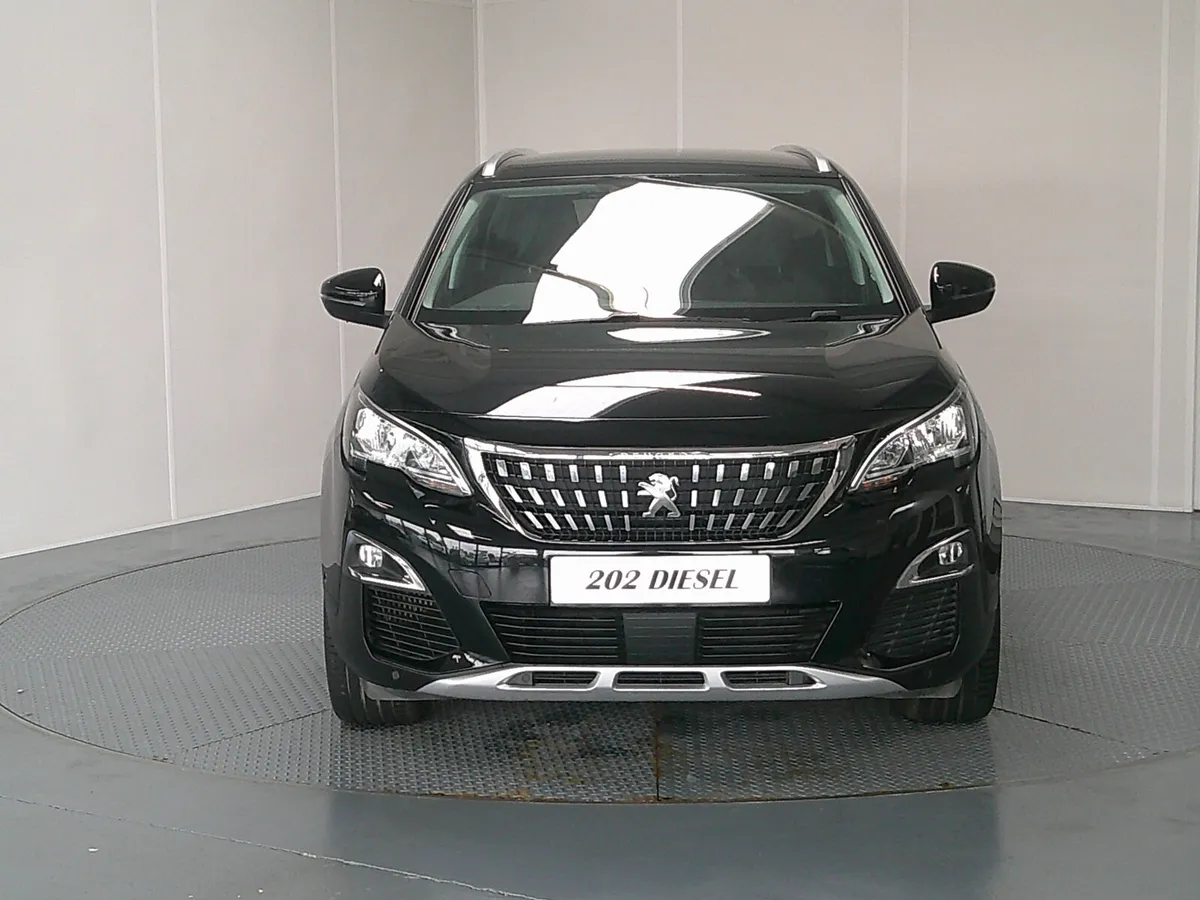 Peugeot 5008 2020 - Image 2