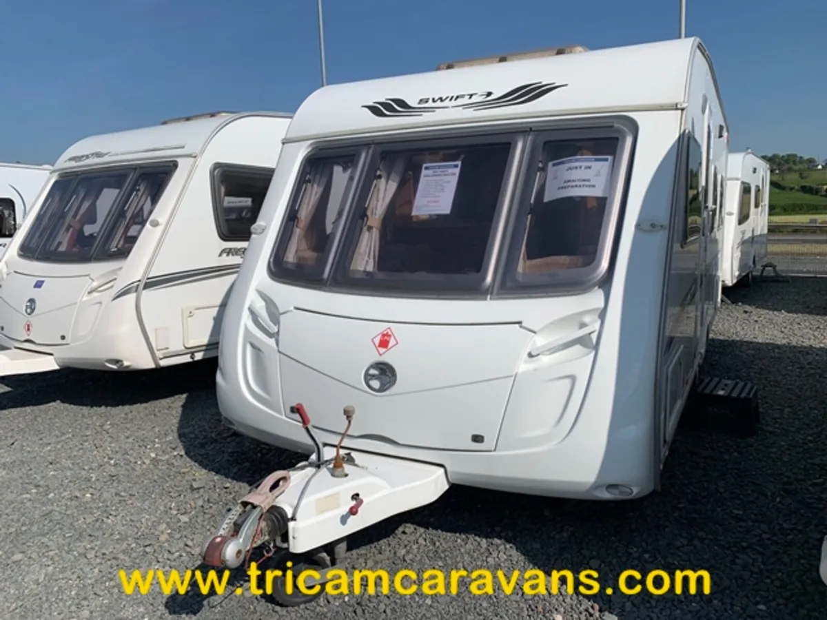 2007 Swift Challenger 540/4, Fixed End Bed - Image 1