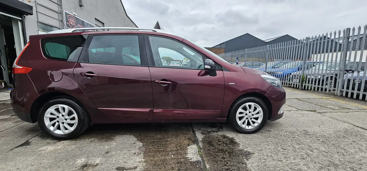 2016 Renault Grand Scenic 7 Seats(LIMITED EDITION) - Image 4