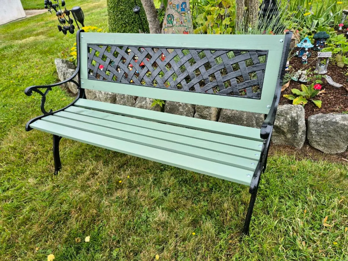 Garden bench - Image 1