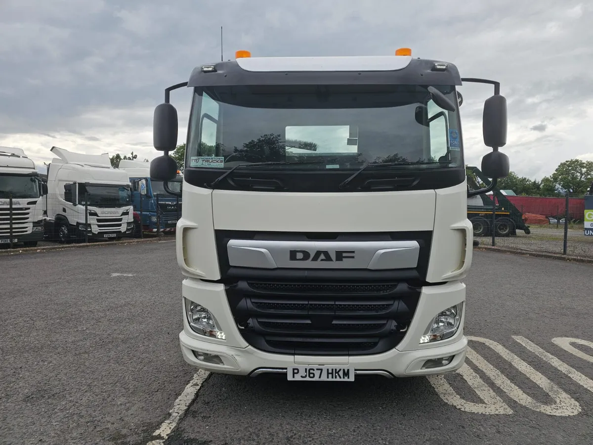 2017 Daf CF340 euro 6 6x2 rearlift beavertail - Image 2