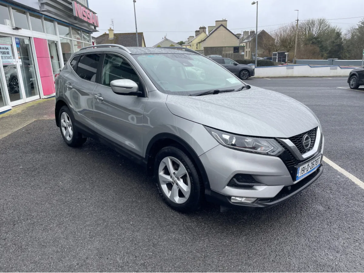 Nissan Qashqai 1.3 SV SS  ** 24 MONTH WARRANTY AVA - Image 4