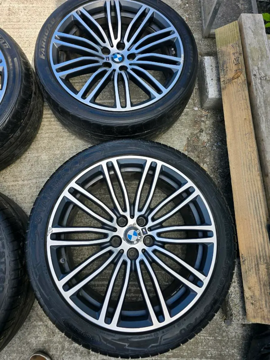19" Genuine Bmw G30 5x112 MSport Alloys - Image 3