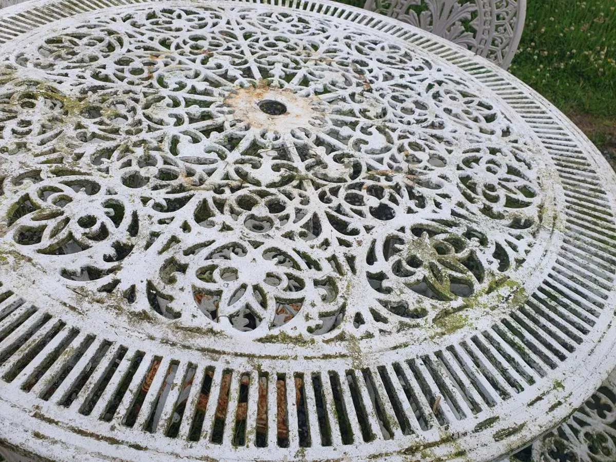 Antique garden set cast alliminium and iron - Image 4