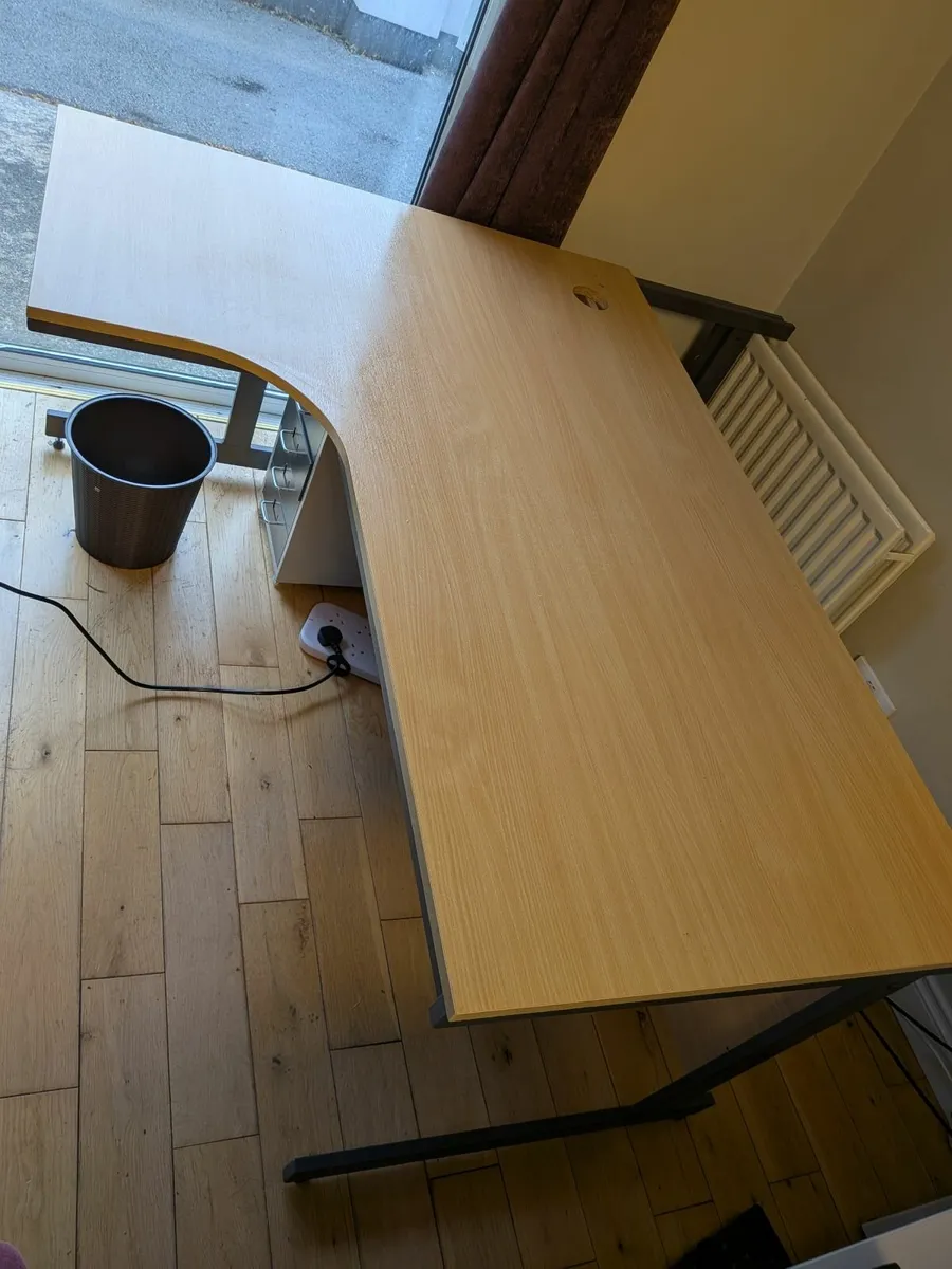 Left handed Beech Office Desk W1524 xD1156 xH736mm - Image 3