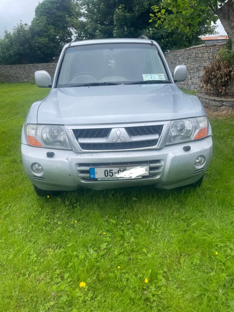 Mitsubishi pajero LWB 3.2L - Image 1
