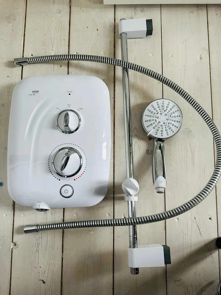Mira ES pumped shower - Image 1
