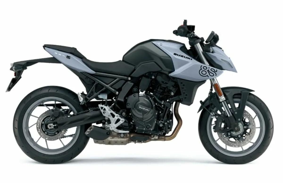 NEW SUZUKI GSX8S M4 SPECIAL OFFER JULY ONLY !! - Image 1