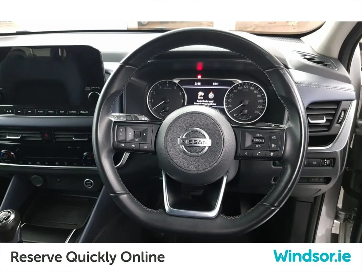 Nissan QASHQAI 1.3 PET Mild Hybrid SV Premium - Image 4