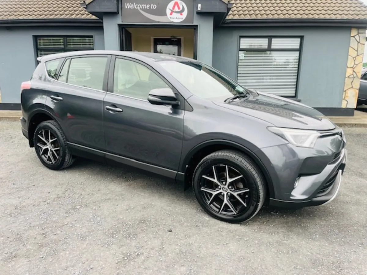 Toyota RAV4 2016 - Image 2
