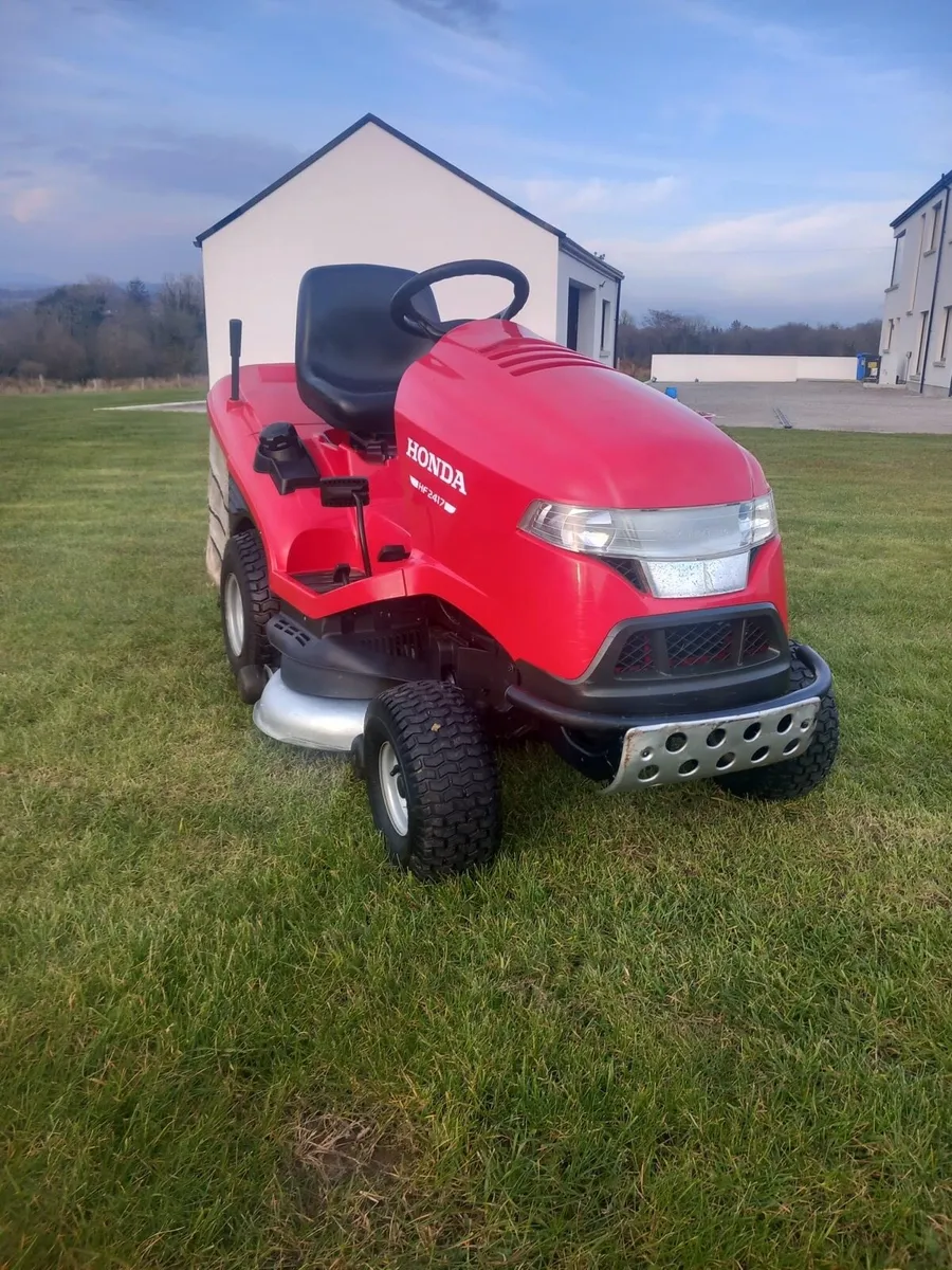 Ride on mower - Image 1