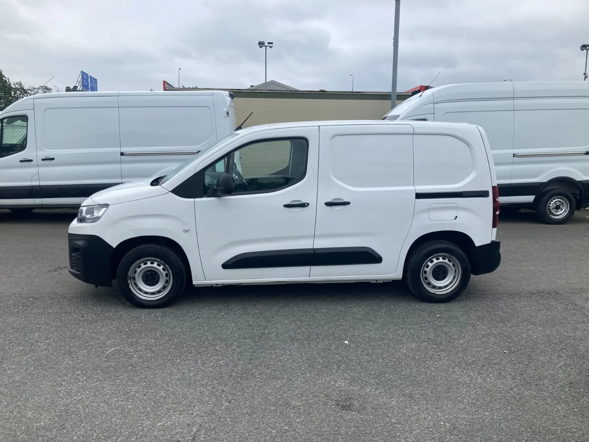 Citroen Berlingo 2021 - Image 4