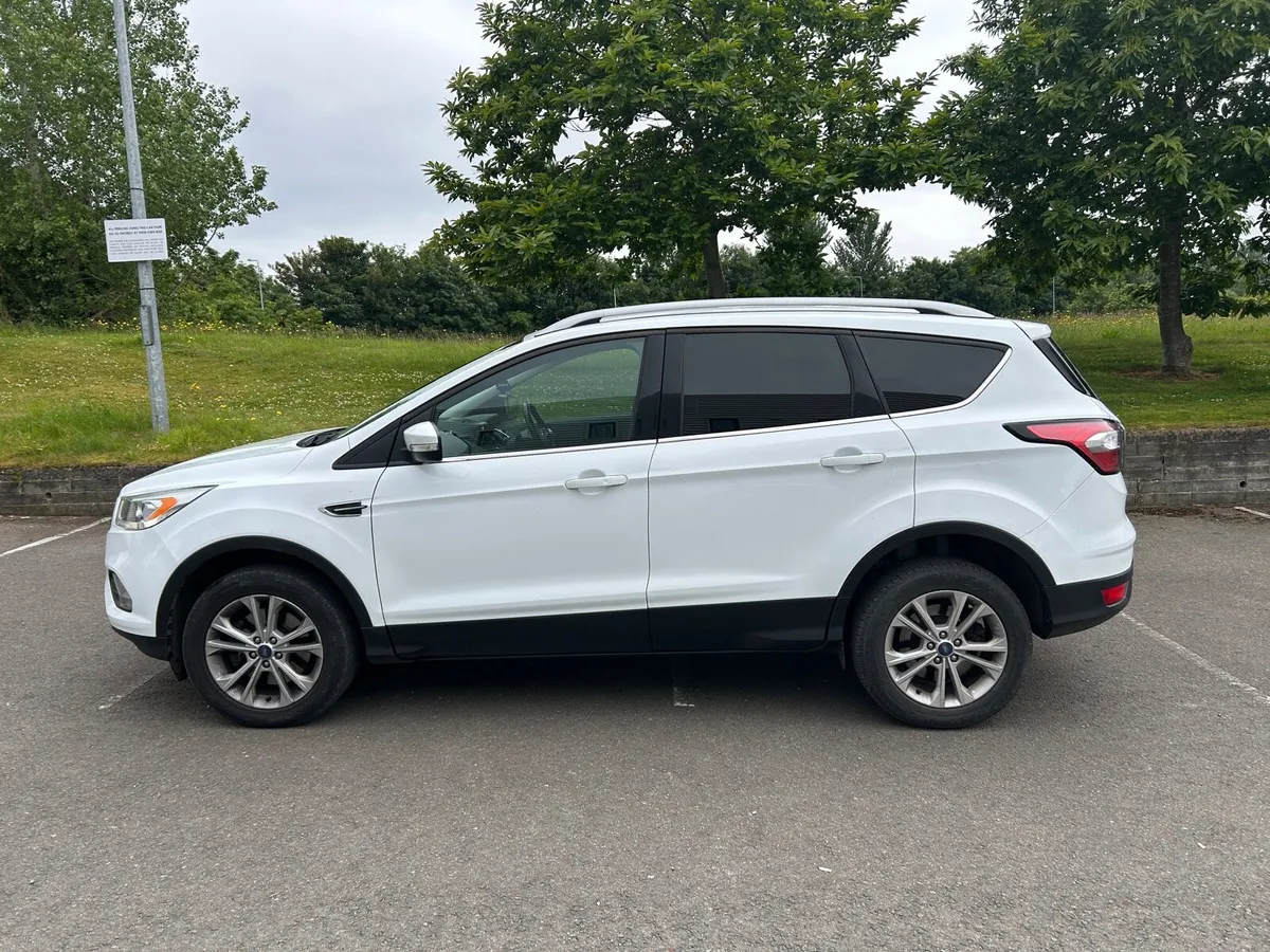 Ford Kuga - Image 4