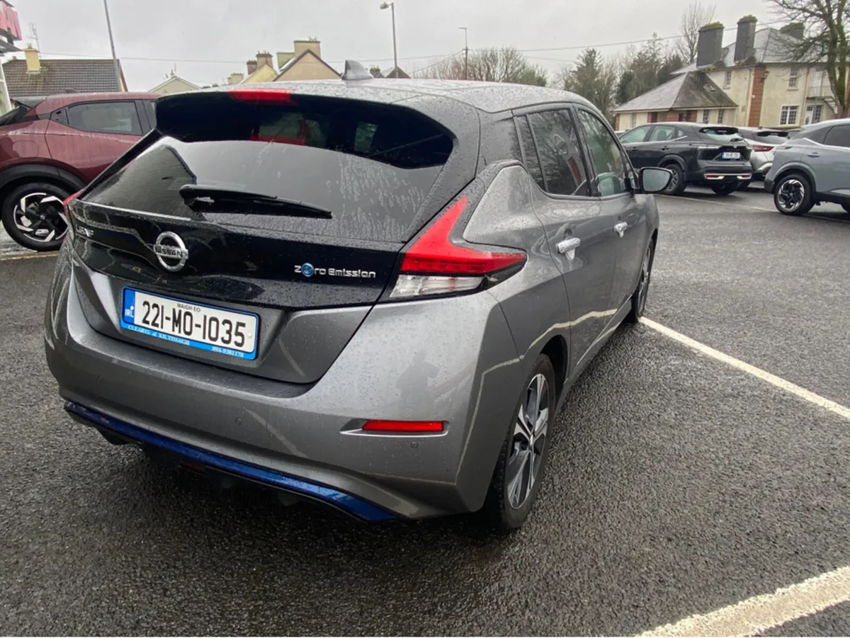 Nissan Leaf 40K EV SV PREMIUM 40KW MY21.5 4DR - Image 3