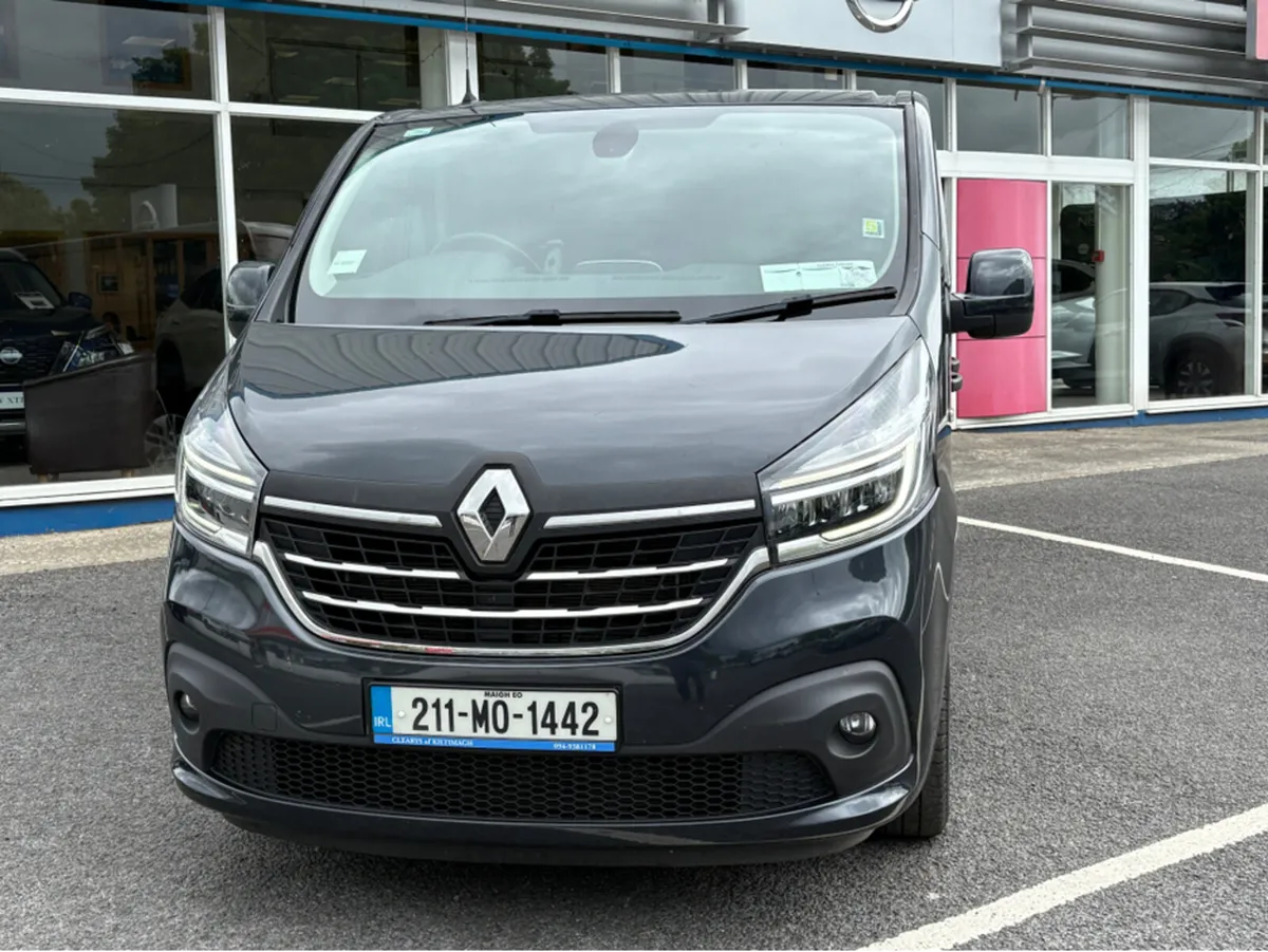Renault Trafic SL30 ENERGY DCI 120 SPORT NAV - Image 2