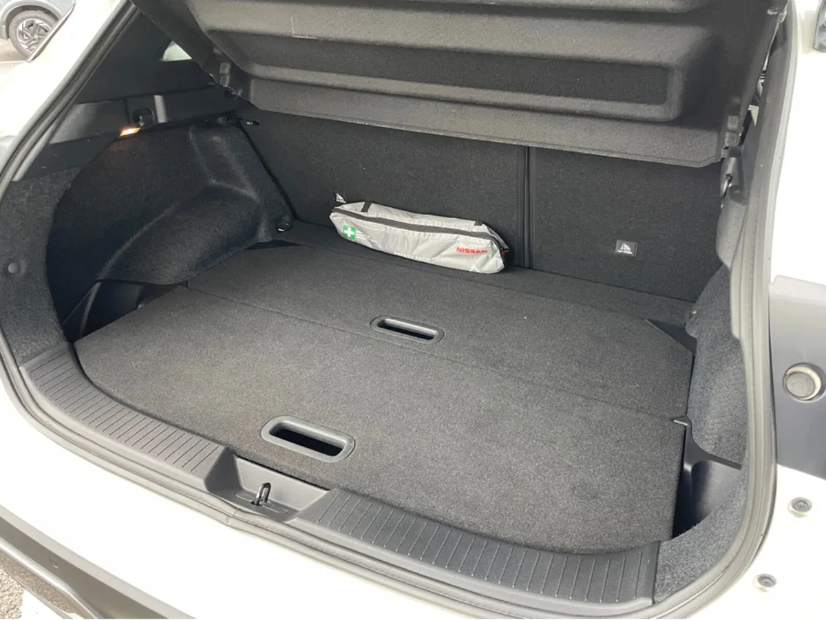 Nissan Qashqai EPOWER SV PREMIUM GR R RR 4DR AUTO - Image 4