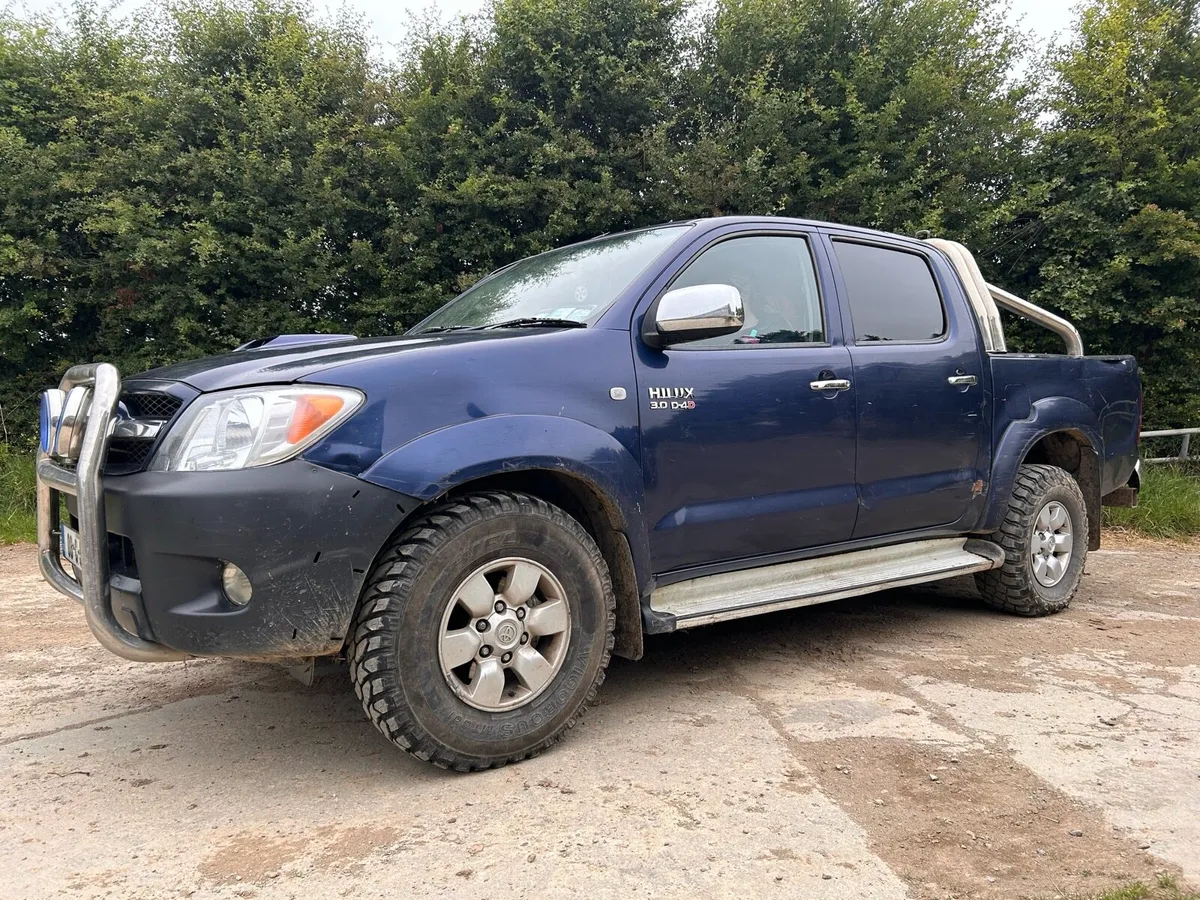 Hilux - Image 2