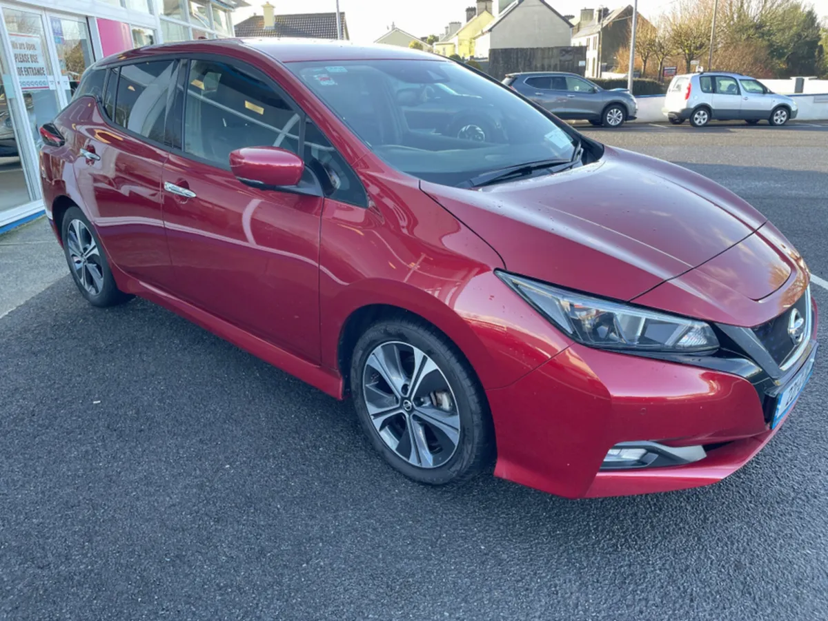 Nissan Leaf 40K EV SV PREMIUM 40KW - Image 3