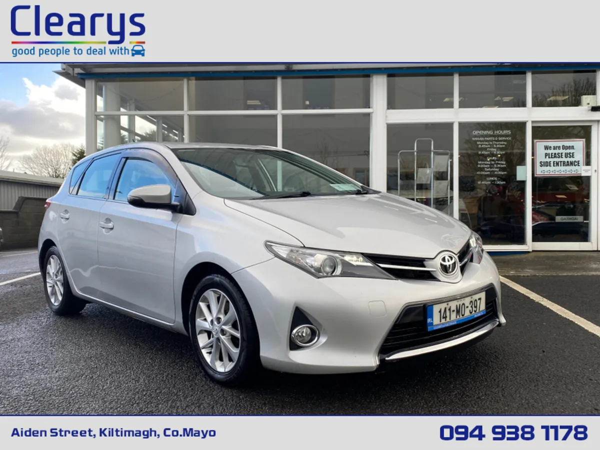 Toyota Auris 1.4 D-4D LUNA NG 4DR - Image 1