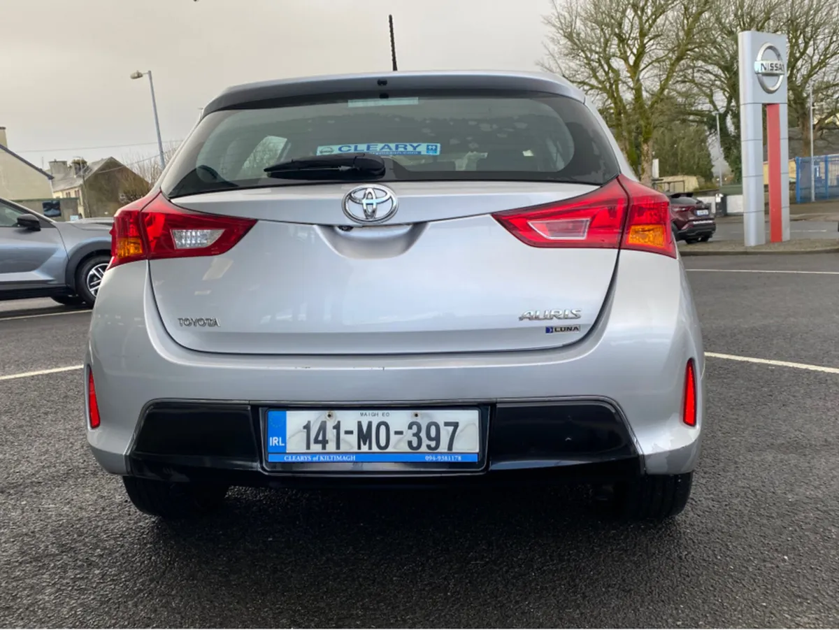 Toyota Auris 1.4 D-4D LUNA NG 4DR - Image 4
