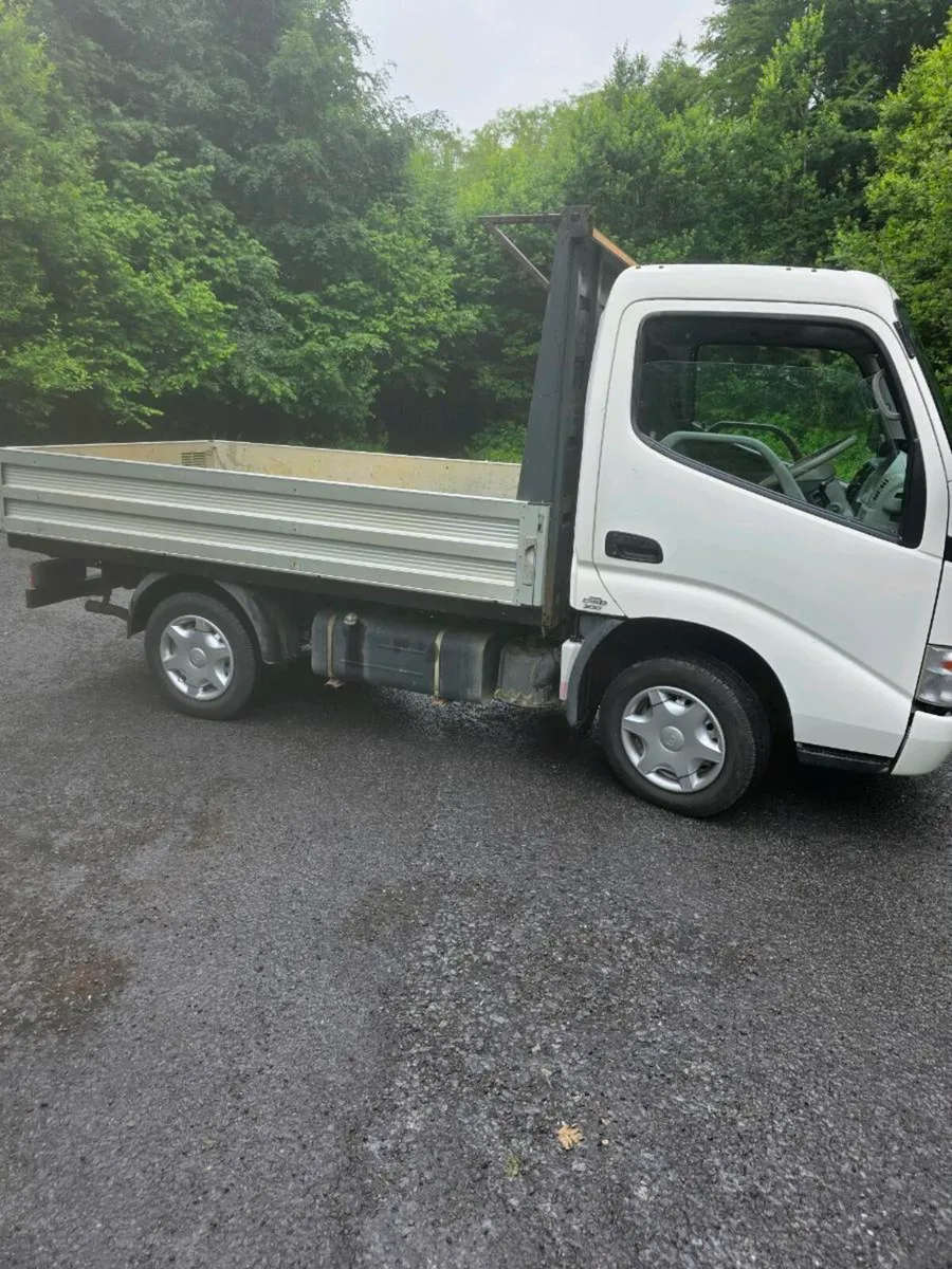 Toyota dyna - Image 3