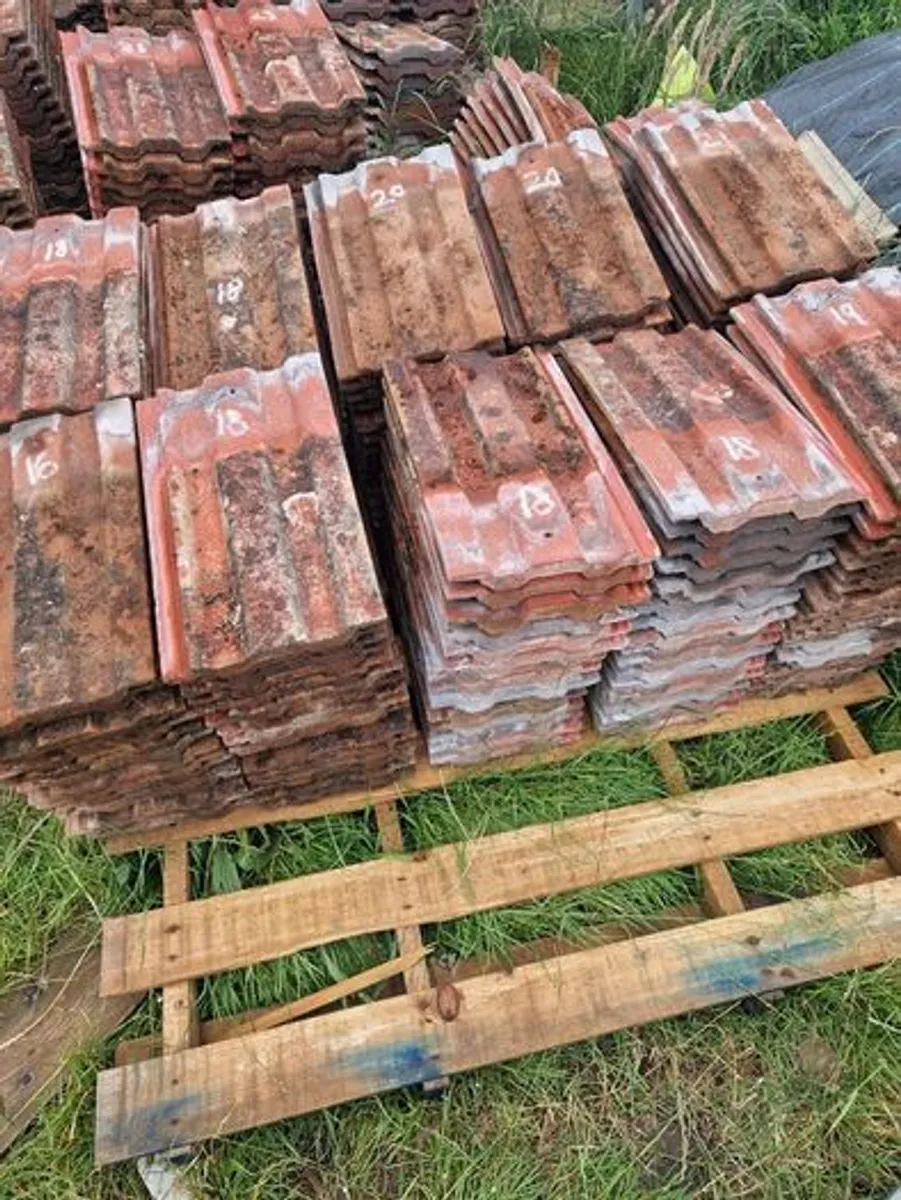 Roof Tiles 15"x9" - Image 1