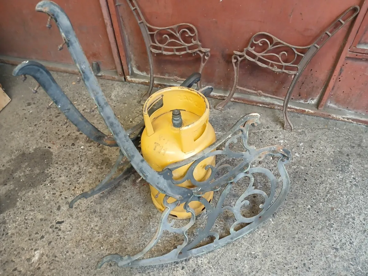 garden bench ends - Image 3