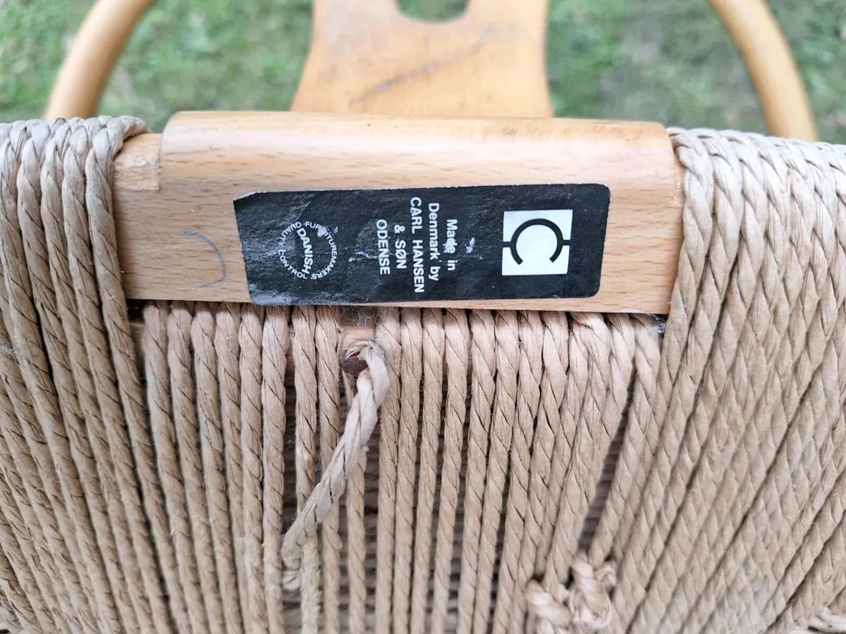 Wishbone chair - Image 2