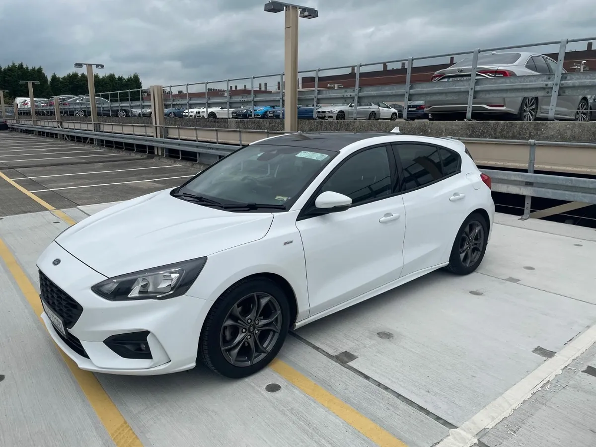 Ford Focus 2019 - Image 3