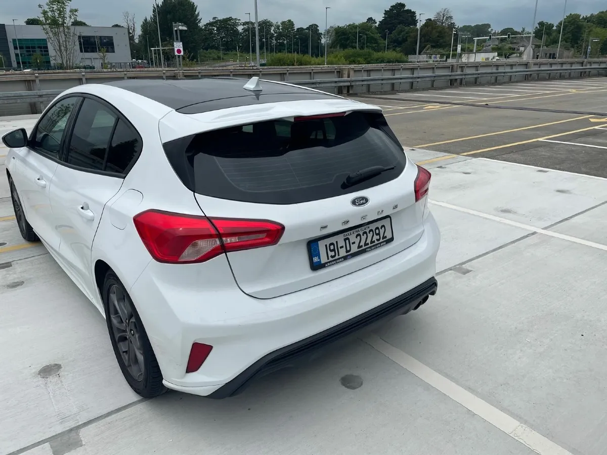 Ford Focus 2019 - Image 4