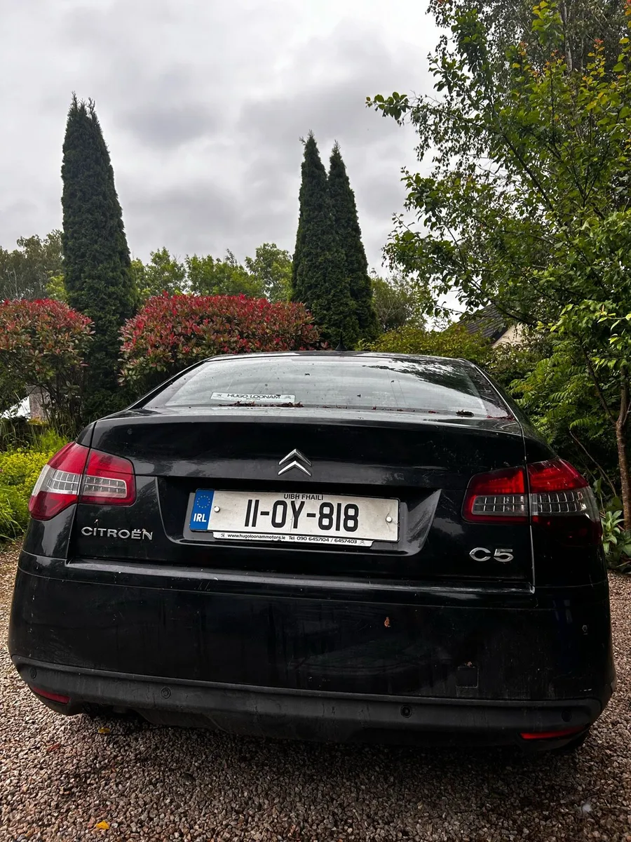 Car - Image 2