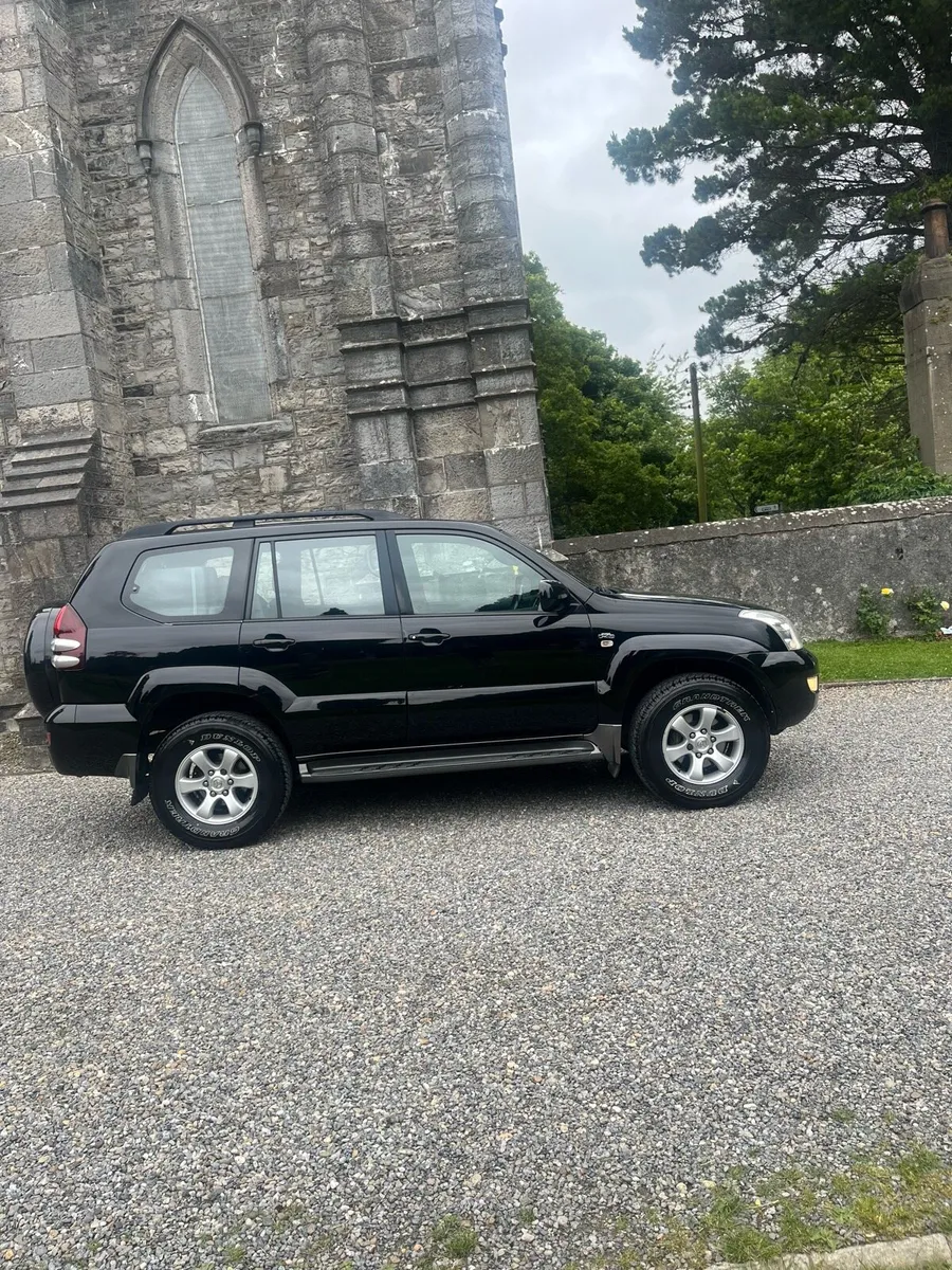 Toyota Landcrusier - Image 2