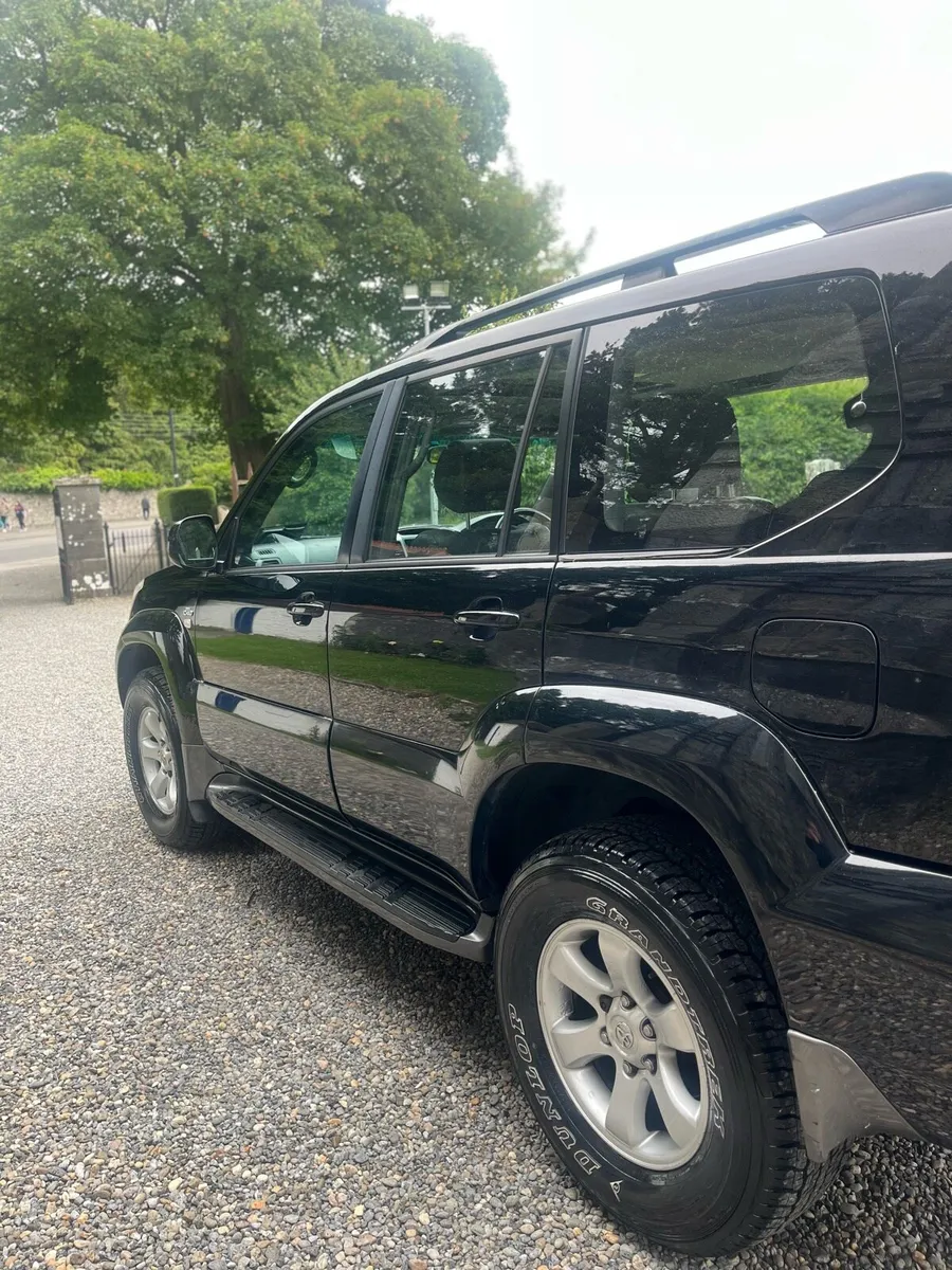 Toyota Landcrusier - Image 4