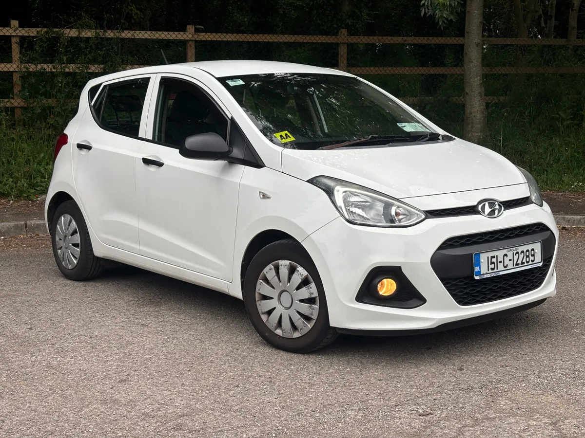 2015 HYUNDAI I10 55K NCTD & TAXD - Image 1