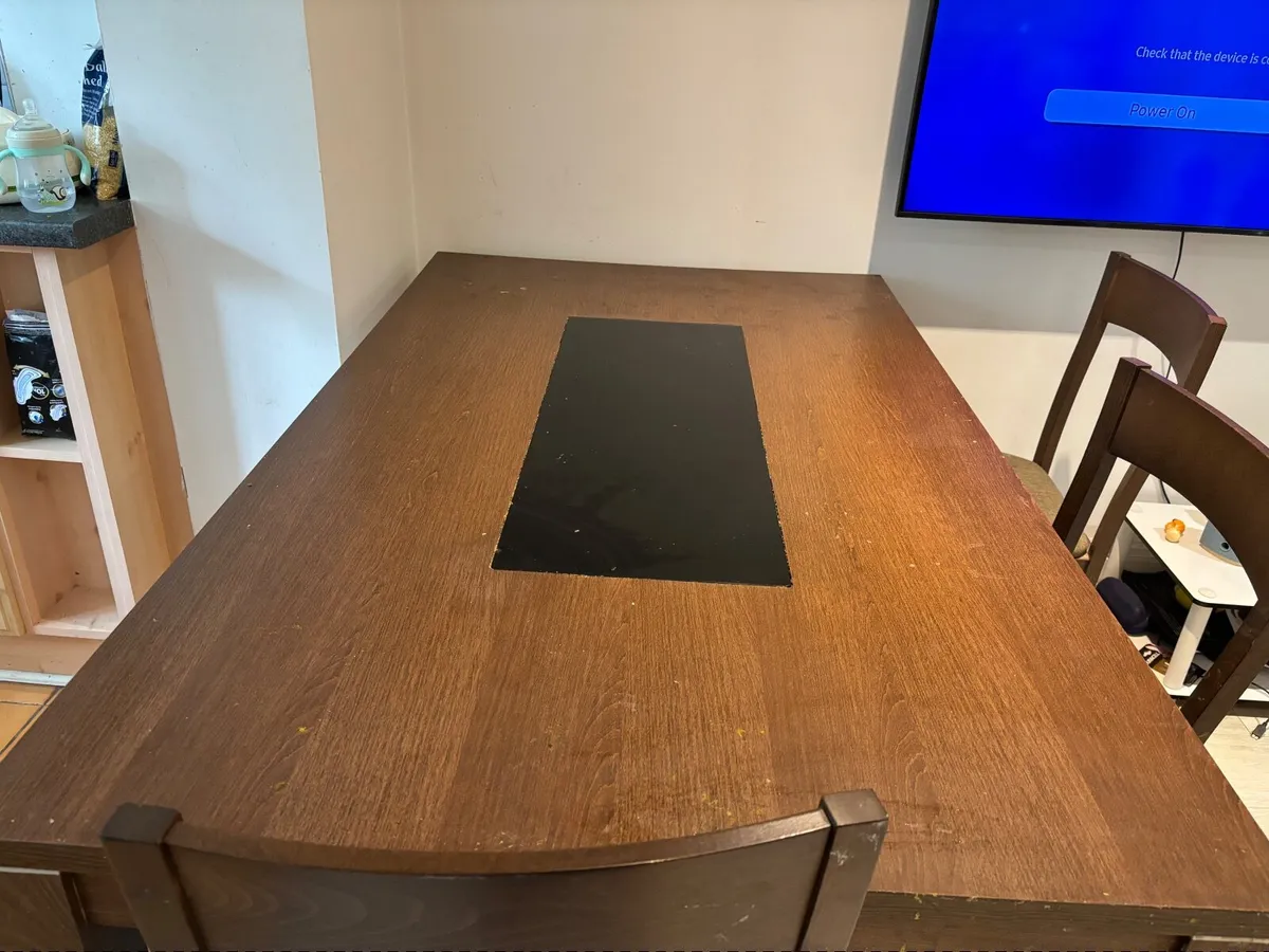 Dining table - Image 2