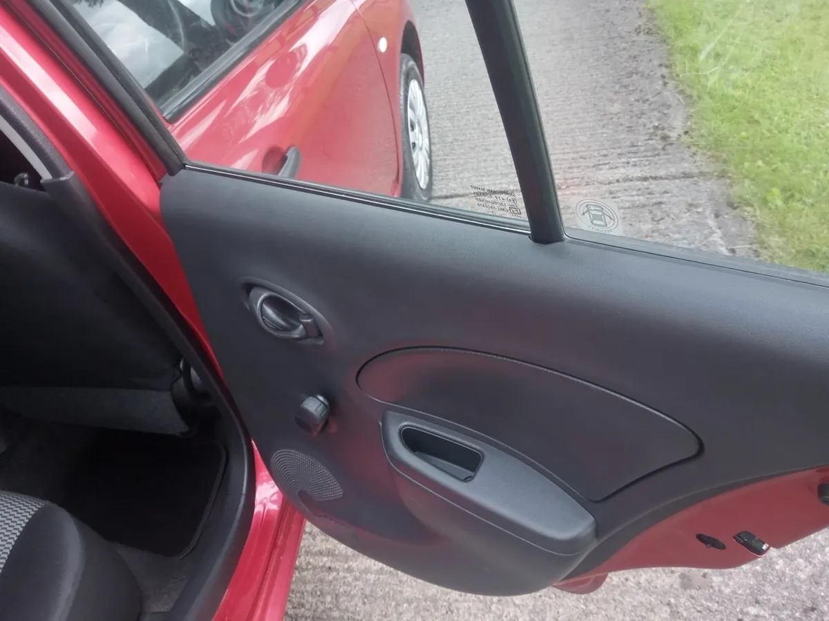 Nissan Micra 2014 - Image 2