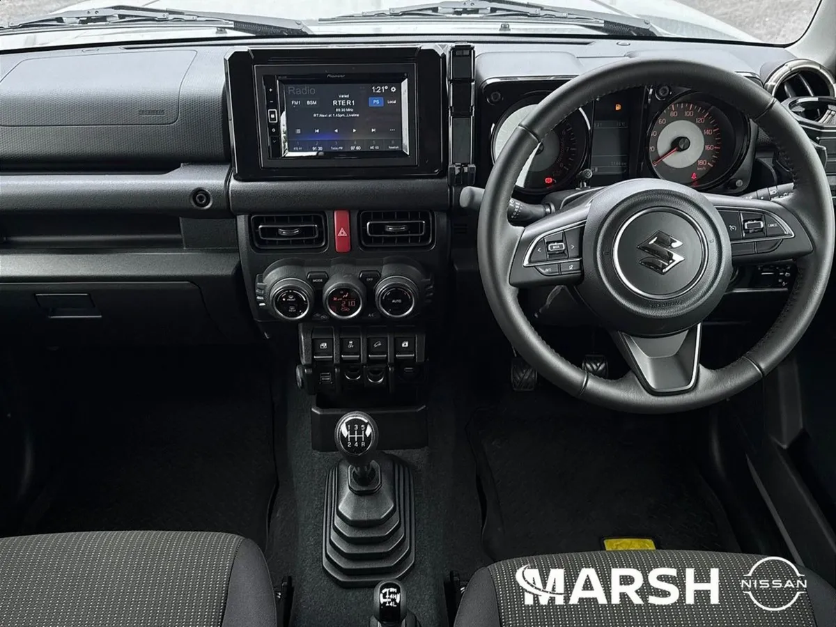 Suzuki Jimny 1.5 3DR Sierra 4WD - Image 2