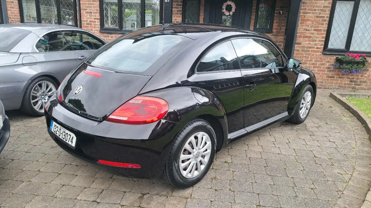 VOLKSWAGON BEETLE 1.2TSI 2013 VERY CLEAN CAR - Image 4