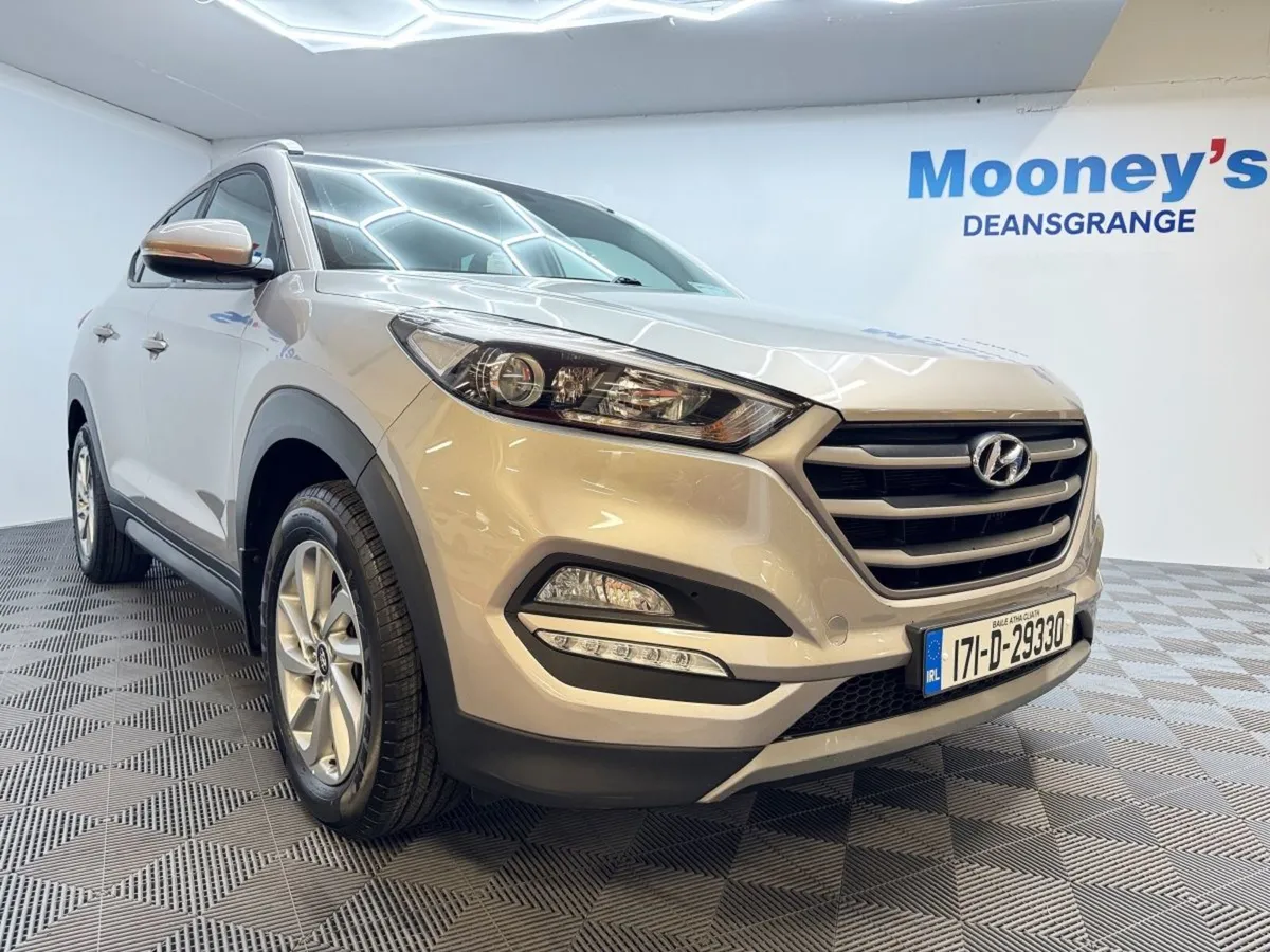 Hyundai Tucson 1.7 D Executive 2WD - Image 3