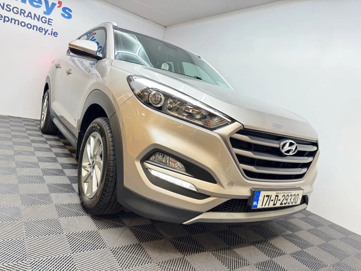 Hyundai Tucson 1.7 D Executive 2WD - Image 4