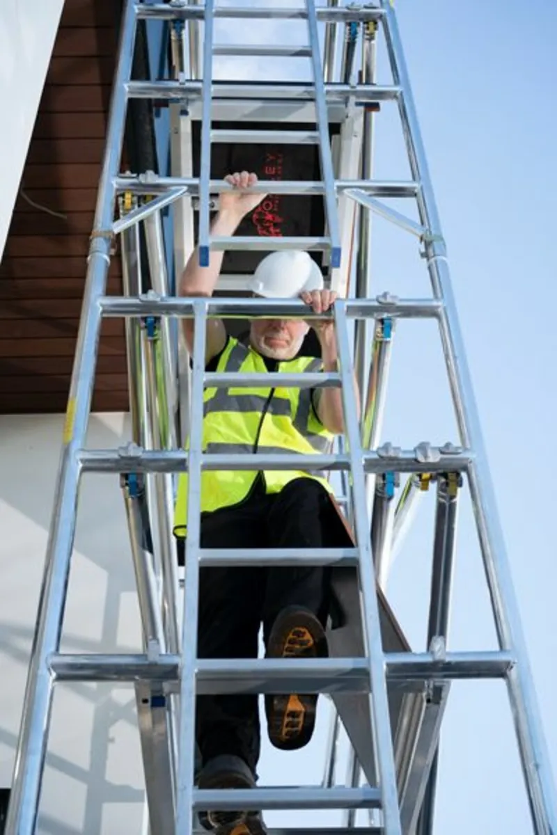 Alloy Scaffolding tower - Image 1