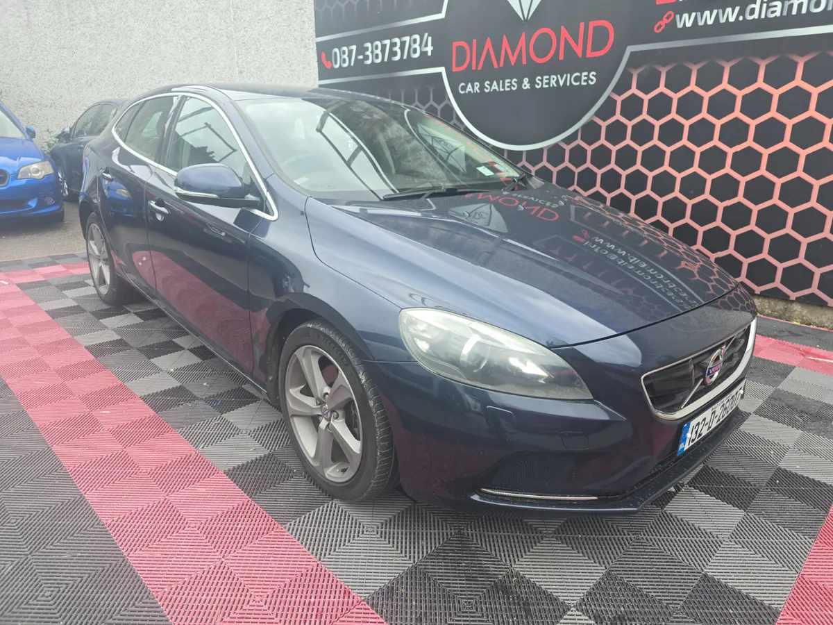132 VOLVO V40 AUTO NCT-TAX low KMS 99k - Image 1