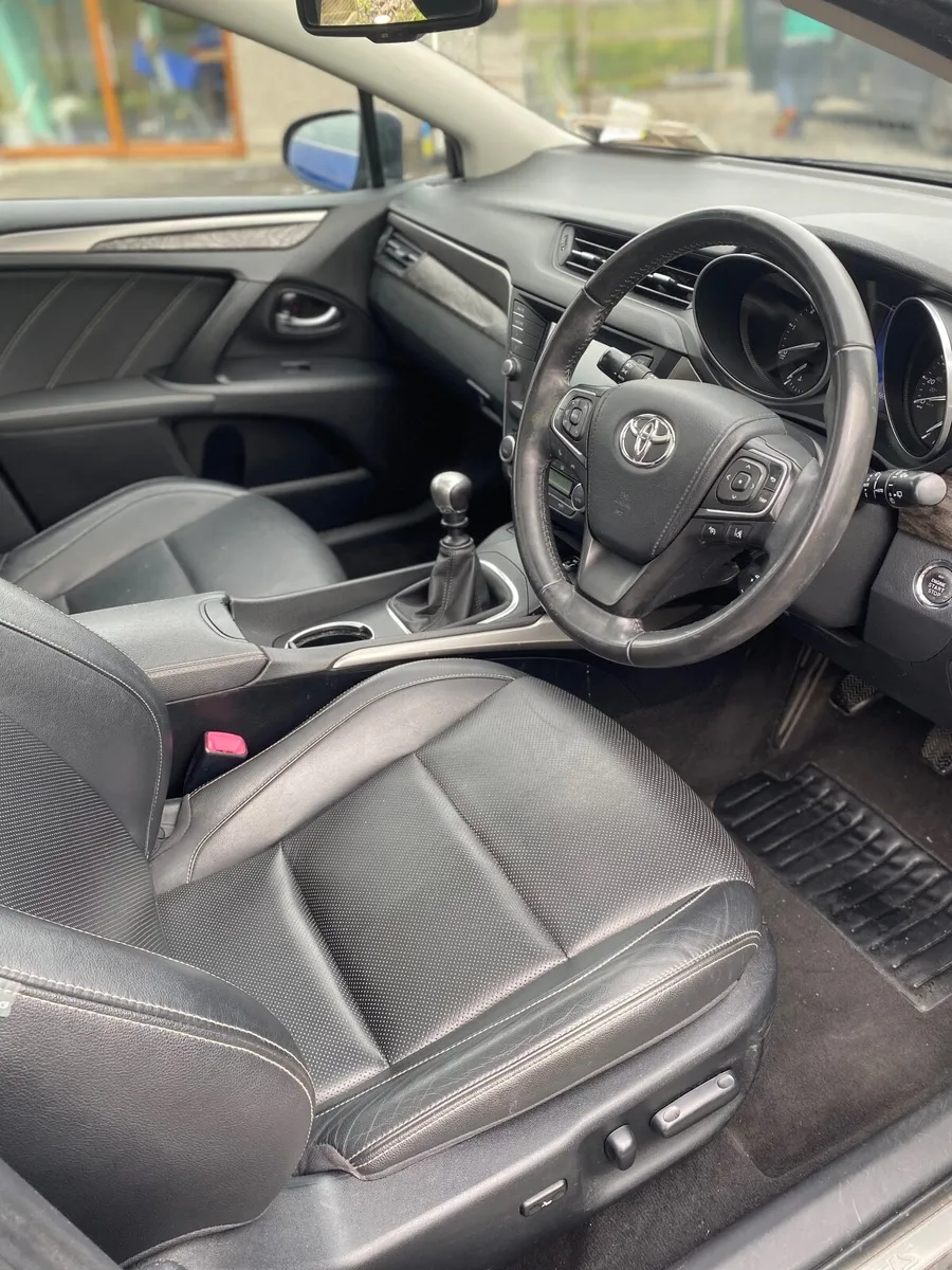 Toyota Avensis 2015 - Image 3