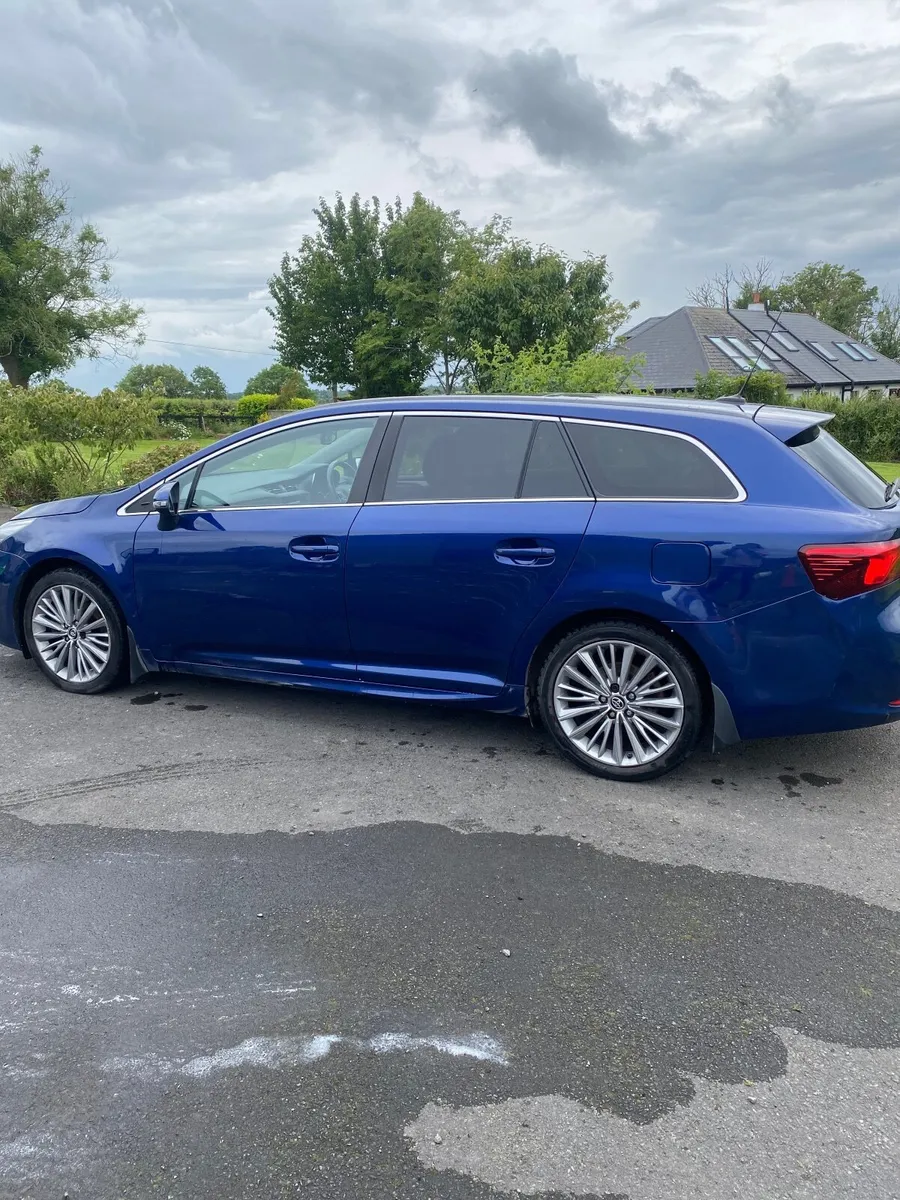 Toyota Avensis 2015 - Image 4