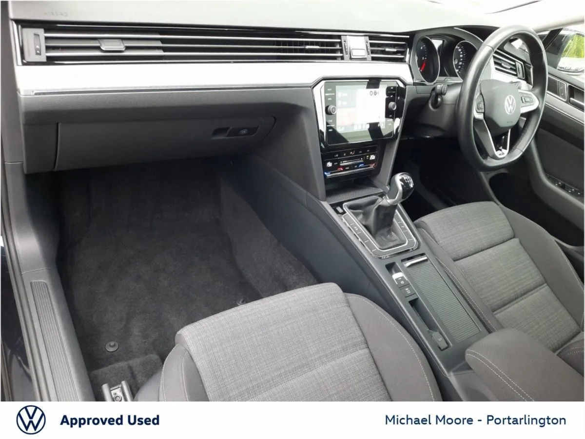 Volkswagen Passat 2.0 TDI 150HP Business - Image 4